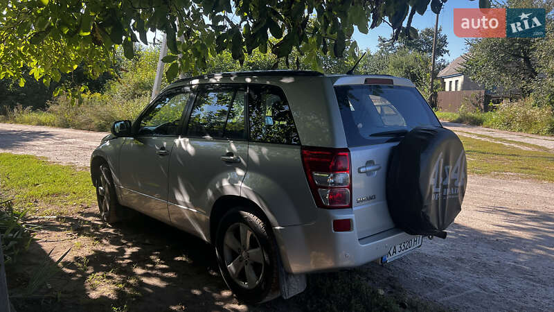 Внедорожник / Кроссовер Suzuki Grand Vitara 2008 в Киеве