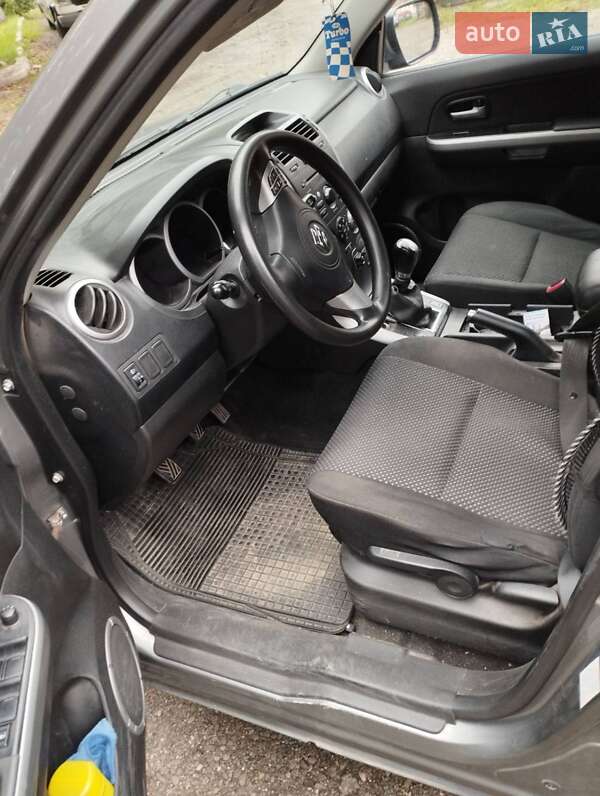 Внедорожник / Кроссовер Suzuki Grand Vitara 2006 в Кадубовцах
