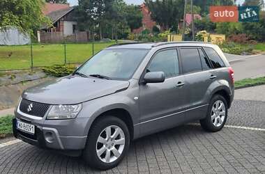 Позашляховик / Кросовер Suzuki Grand Vitara 1997 в Павлограді