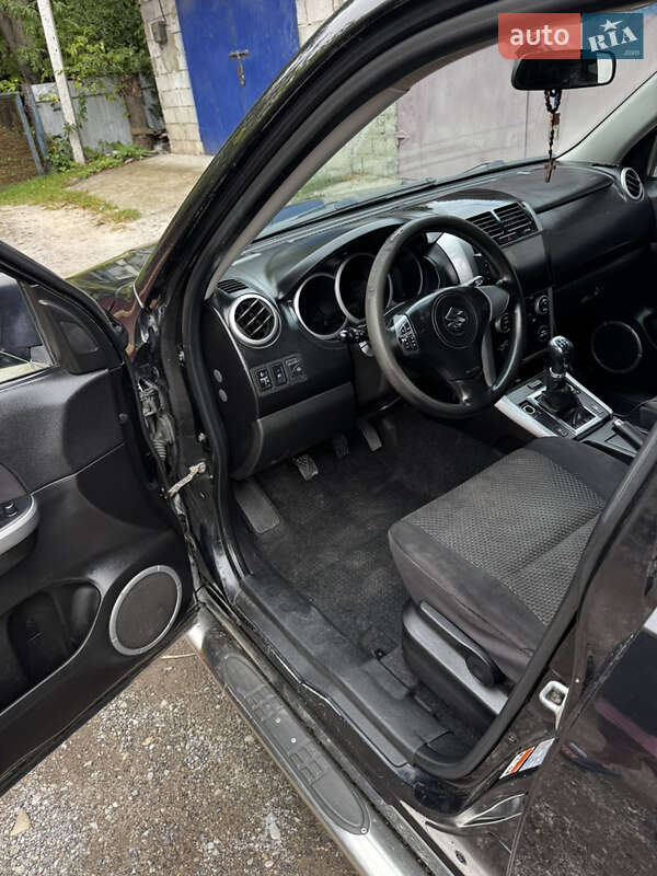 Внедорожник / Кроссовер Suzuki Grand Vitara 2010 в Городке фото 21 Внедорожник / Кроссовер Suzuki Grand Vitara 2010 в Городке