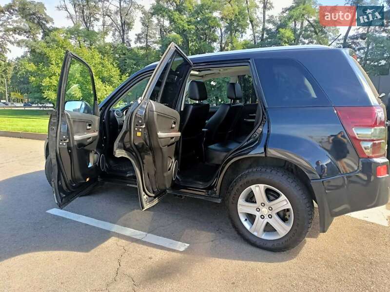 Внедорожник / Кроссовер Suzuki Grand Vitara 2007 в Киеве фото 3 Внедорожник / Кроссовер Suzuki Grand Vitara 2007 в Киеве