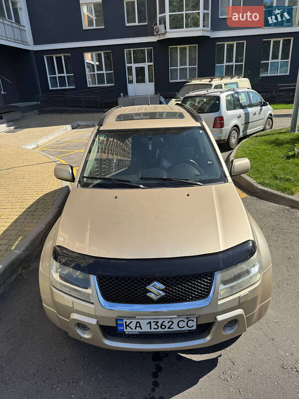 Позашляховик / Кросовер Suzuki Grand Vitara 2007 в Києві