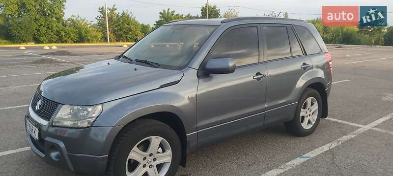 Внедорожник / Кроссовер Suzuki Grand Vitara 2006 в Черновцах
