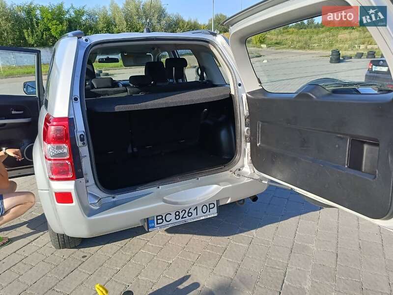Внедорожник / Кроссовер Suzuki Grand Vitara 2006 в Львове