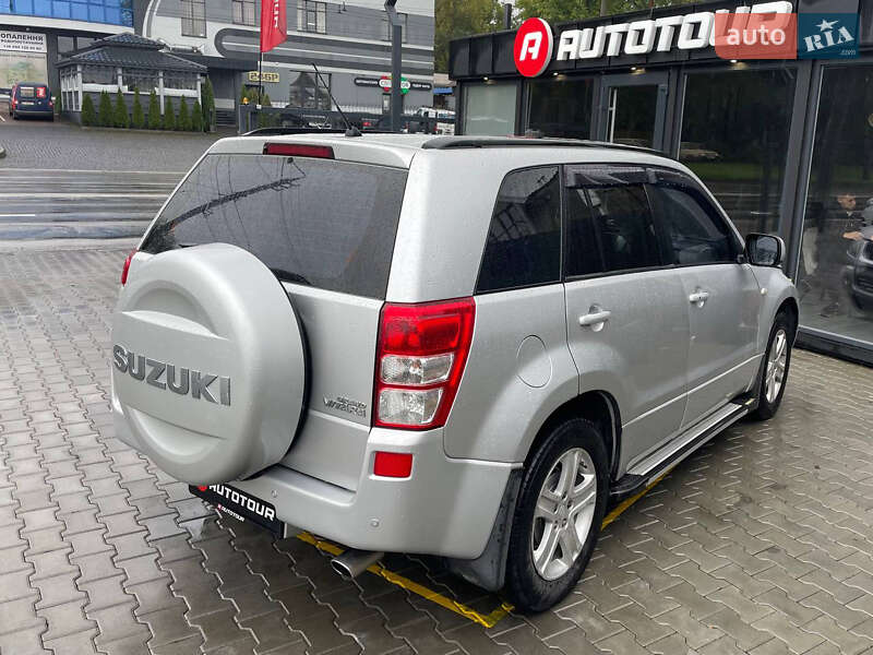 Внедорожник / Кроссовер Suzuki Grand Vitara 2006 в Черновцах