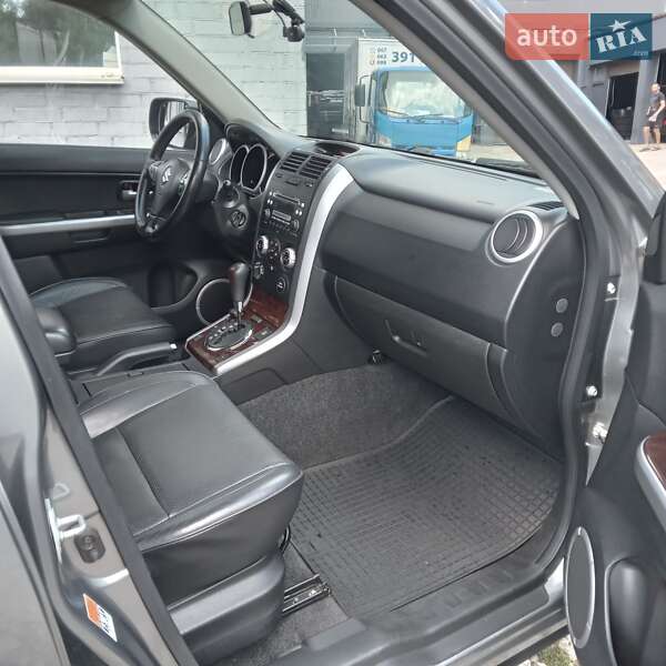 Внедорожник / Кроссовер Suzuki Grand Vitara 2008 в Киеве фото 31 Внедорожник / Кроссовер Suzuki Grand Vitara 2008 в Киеве