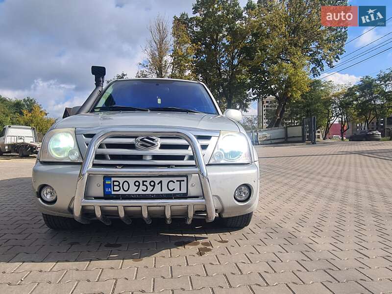 Внедорожник / Кроссовер Suzuki Grand Vitara 2005 в Тернополе фото Внедорожник / Кроссовер Suzuki Grand Vitara 2005 в Тернополе