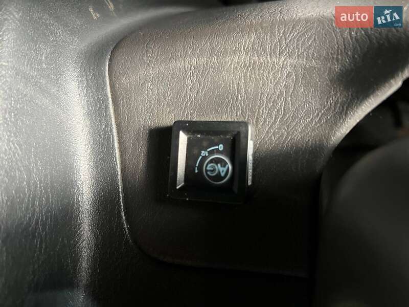 Внедорожник / Кроссовер Suzuki Grand Vitara 2003 в Одессе