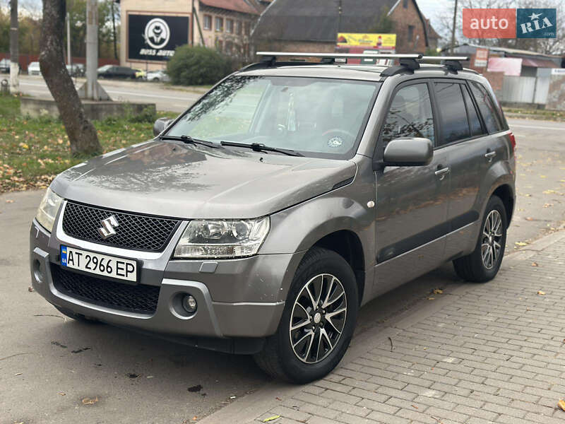 Позашляховик / Кросовер Suzuki Grand Vitara 2006 в Коломиї