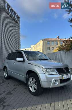 Внедорожник / Кроссовер Suzuki Grand Vitara 2005 в Харькове