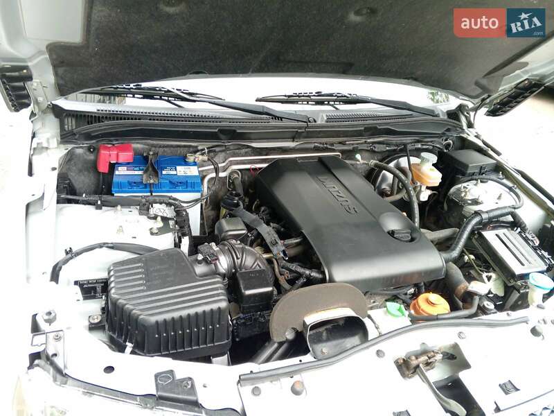 Внедорожник / Кроссовер Suzuki Grand Vitara 2011 в Киеве фото 5 Внедорожник / Кроссовер Suzuki Grand Vitara 2011 в Киеве