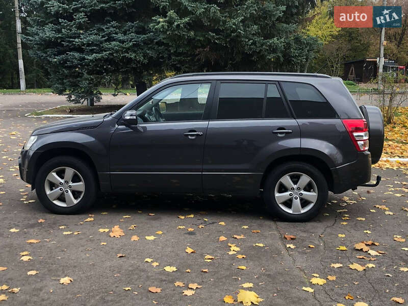Позашляховик / Кросовер Suzuki Grand Vitara 2011 в Рівному