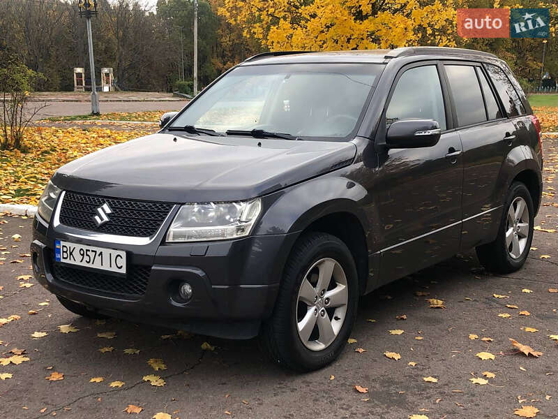 Позашляховик / Кросовер Suzuki Grand Vitara 2011 в Рівному