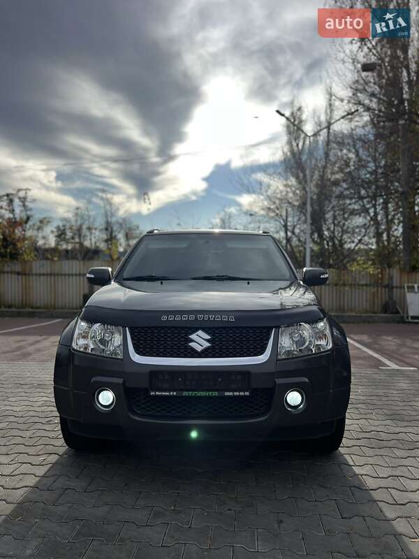Внедорожник / Кроссовер Suzuki Grand Vitara 2009 в Виннице