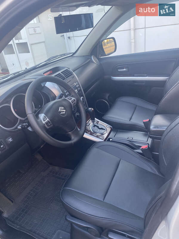 Позашляховик / Кросовер Suzuki Grand Vitara 2006 в Києві