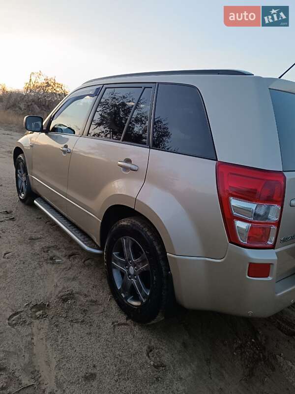 Внедорожник / Кроссовер Suzuki Grand Vitara 2008 в Белгороде-Днестровском