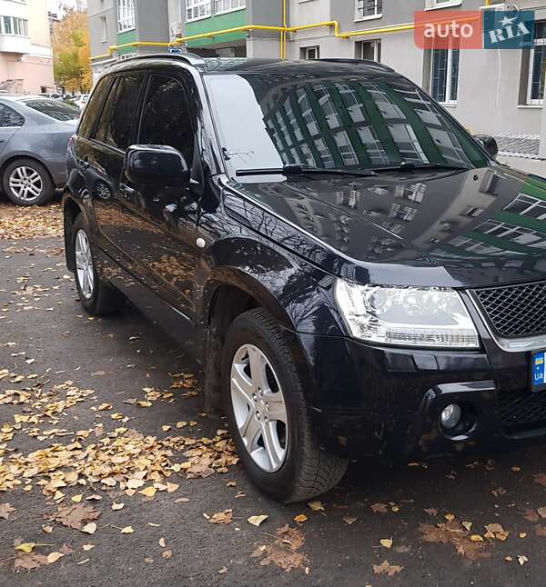 Внедорожник / Кроссовер Suzuki Grand Vitara 2007 в Полтаве фото Внедорожник / Кроссовер Suzuki Grand Vitara 2007 в Полтаве