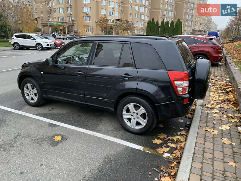 Внедорожник / Кроссовер Suzuki Grand Vitara 2006 в Киеве фото 28 Внедорожник / Кроссовер Suzuki Grand Vitara 2006 в Киеве