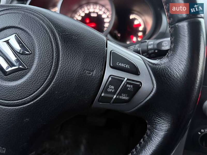 Внедорожник / Кроссовер Suzuki Grand Vitara 2016 в Киеве