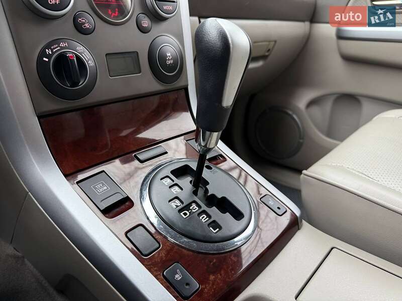 Позашляховик / Кросовер Suzuki Grand Vitara 2012 в Дніпрі