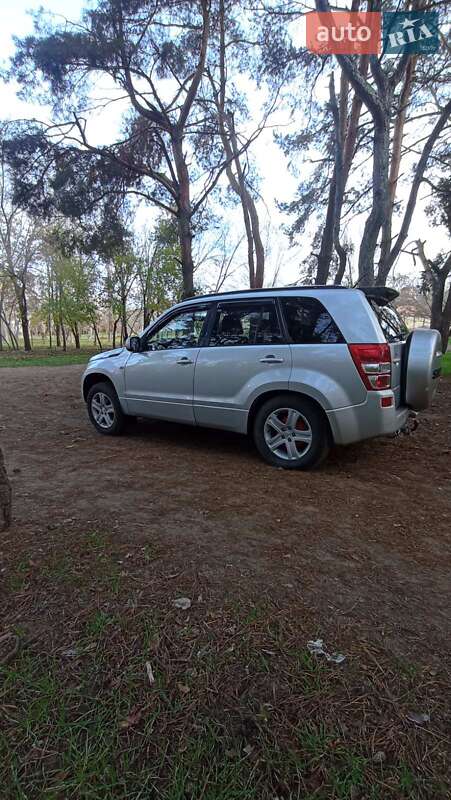 Внедорожник / Кроссовер Suzuki Grand Vitara 2006 в Николаеве