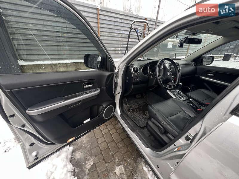 Внедорожник / Кроссовер Suzuki Grand Vitara 2015 в Львове