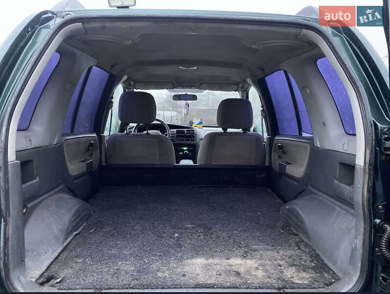 Внедорожник / Кроссовер Suzuki Grand Vitara 2004 в Киеве