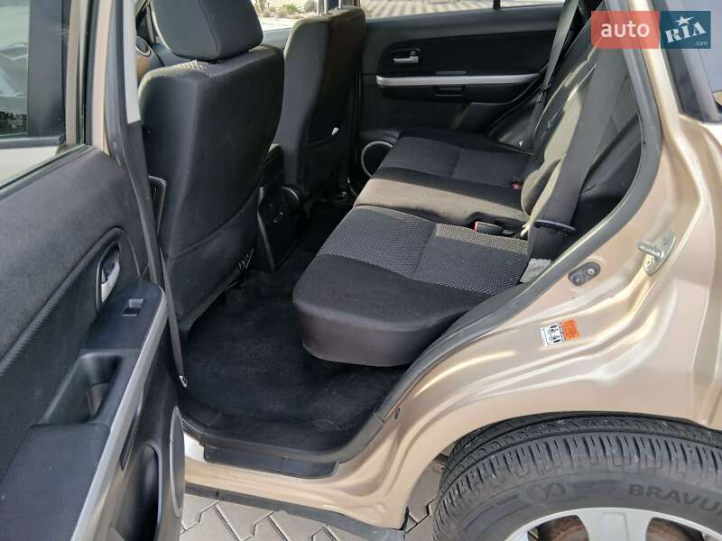 Позашляховик / Кросовер Suzuki Grand Vitara 2006 в Києві фото 10 Позашляховик / Кросовер Suzuki Grand Vitara 2006 в Києві
