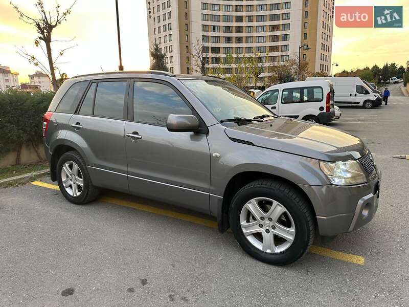 Внедорожник / Кроссовер Suzuki Grand Vitara 2007 в Николаеве