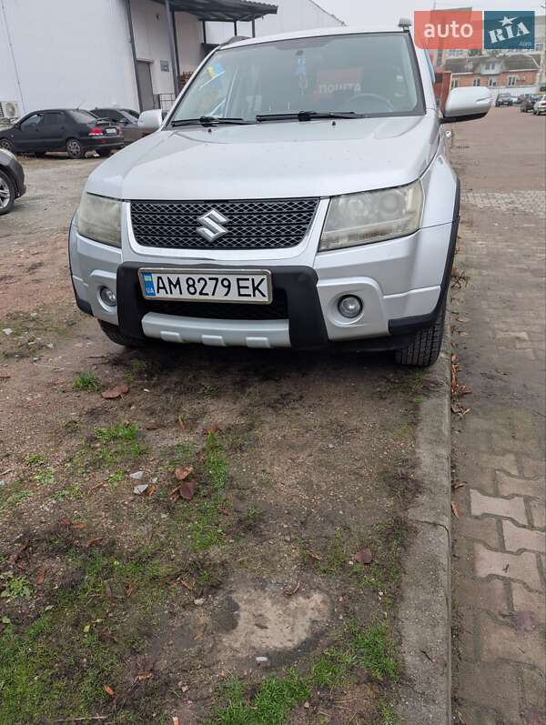 Позашляховик / Кросовер Suzuki Grand Vitara 2011 в Житомирі фото 6 Позашляховик / Кросовер Suzuki Grand Vitara 2011 в Житомирі