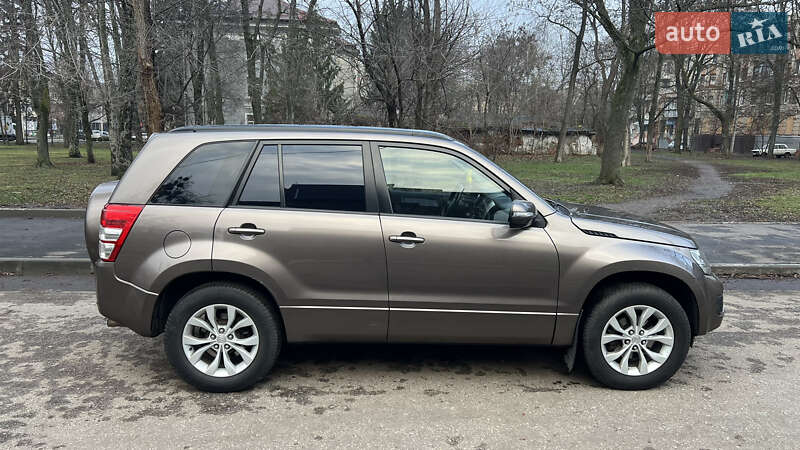 Внедорожник / Кроссовер Suzuki Grand Vitara 2016 в Харькове