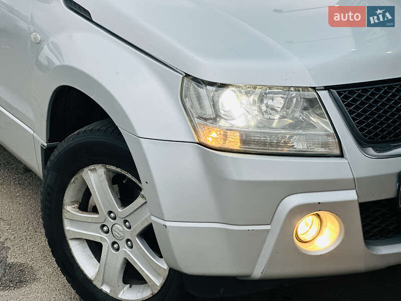 Внедорожник / Кроссовер Suzuki Grand Vitara 2006 в Харькове