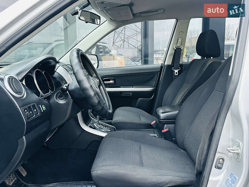 Внедорожник / Кроссовер Suzuki Grand Vitara 2006 в Харькове