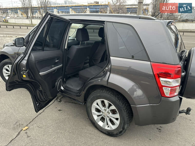 Позашляховик / Кросовер Suzuki Grand Vitara 2016 в Києві фото 12 Позашляховик / Кросовер Suzuki Grand Vitara 2016 в Києві