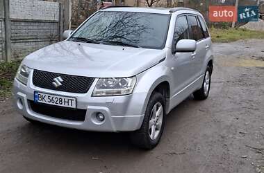 Внедорожник / Кроссовер Suzuki Grand Vitara 2007 в Ровно