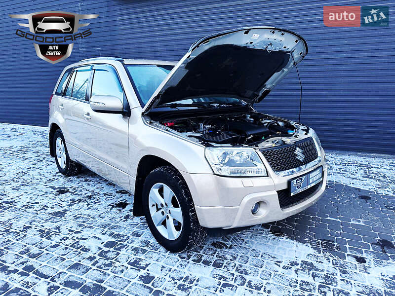 Внедорожник / Кроссовер Suzuki Grand Vitara 2008 в Каменском