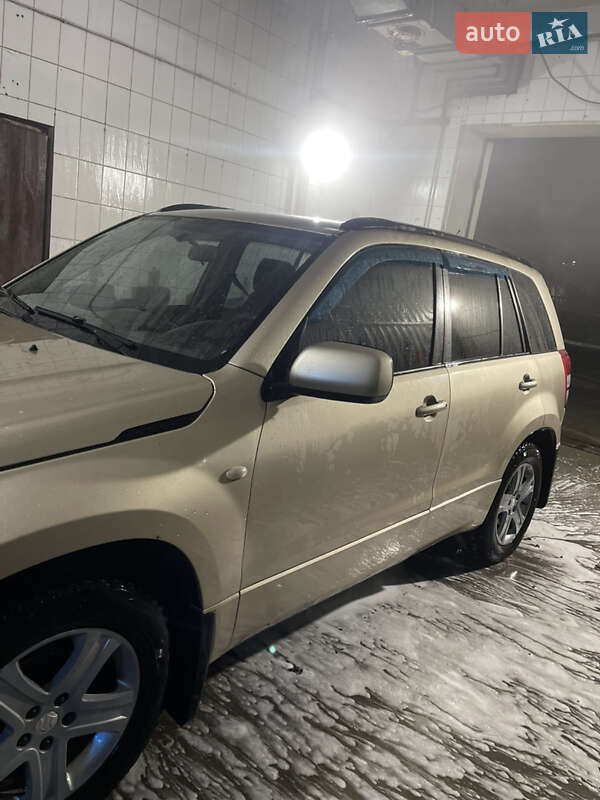 Позашляховик / Кросовер Suzuki Grand Vitara 2006 в Вінниці
