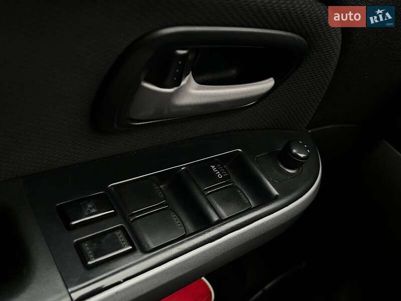 Позашляховик / Кросовер Suzuki Grand Vitara 2007 в Києві