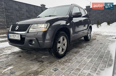 Позашляховик / Кросовер Suzuki Grand Vitara 2011 в Рівному
