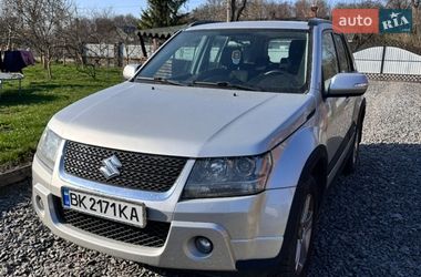 Позашляховик / Кросовер Suzuki Grand Vitara 2011 в Гощі