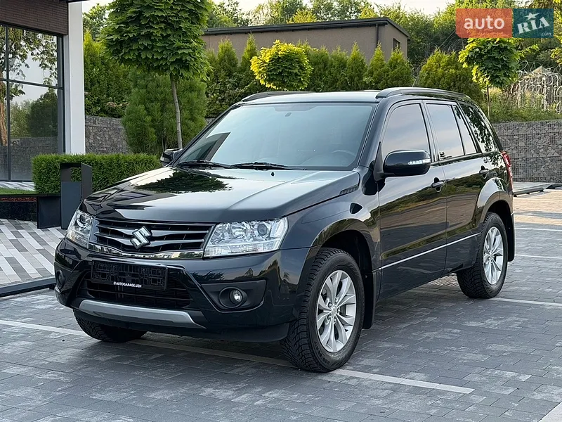 Suzuki Grand Vitara 2018 VIN JSAJTDA4V00360901 фото оголошення 2 з 95
