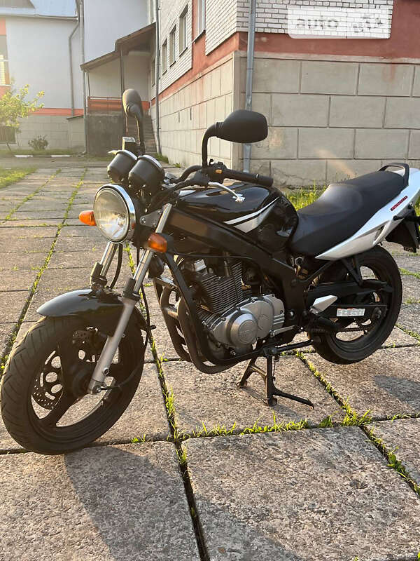AUTO.RIA – Продам Cузукі ГС 500