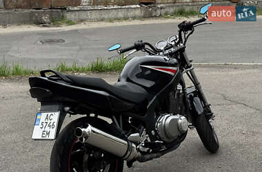 Мотоцикл Без обтікачів (Naked bike) Suzuki GS 500 2005 в 