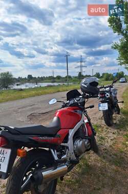 Мотоцикл Классик Suzuki GS 500E 1999 в 