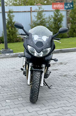 Мотоцикл Классік Suzuki GSF 600 Bandit S 2001 в 