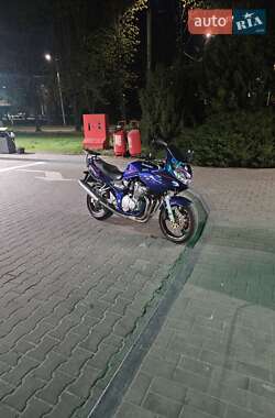 Мотоцикл Спорт-туризм Suzuki GSF 600 Bandit S 2001 в Ровно