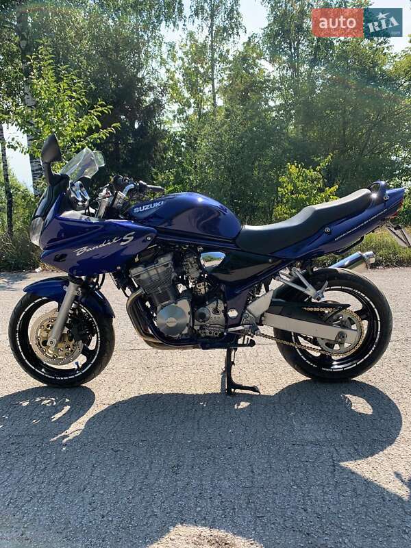 Мотоцикл Классік Suzuki GSF 600 Bandit S 2003 в Кельменцях