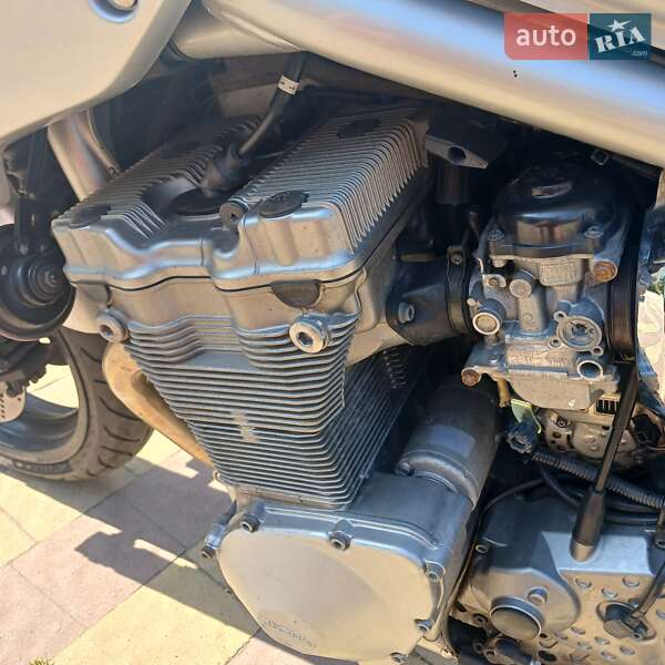 Мотоцикл Спорт-туризм Suzuki GSF 600 Bandit S 2004 в Шептицькому