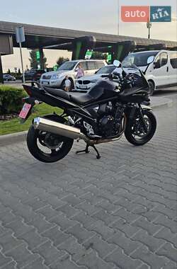 Мотоцикл Спорт-туризм Suzuki GSF 650 Bandit 2011 в 