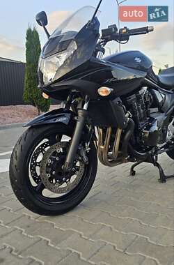Мотоцикл Спорт-туризм Suzuki GSF 650 Bandit 2011 в 